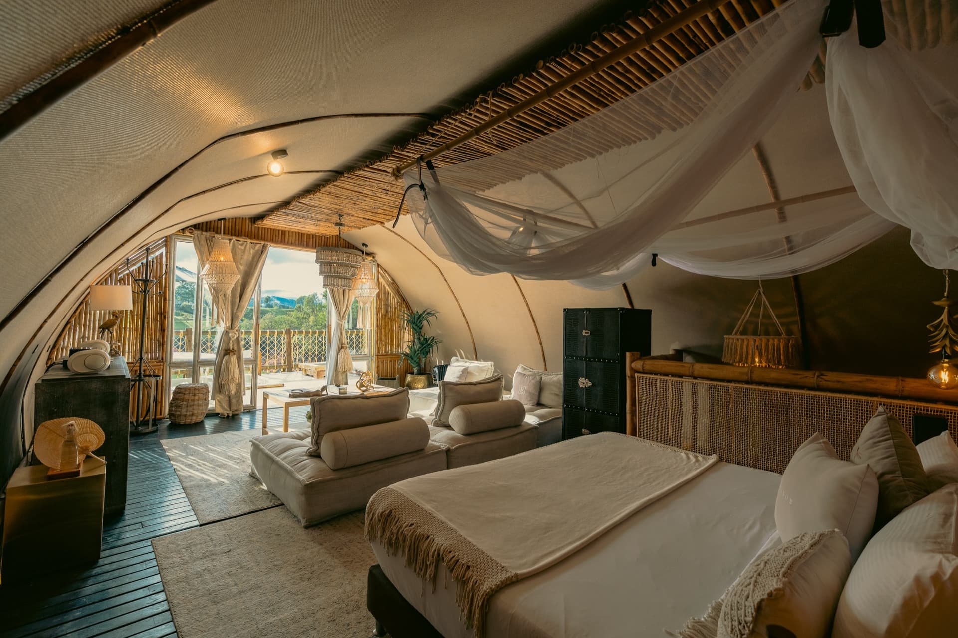 Comfort and luxury immersed in nature 3